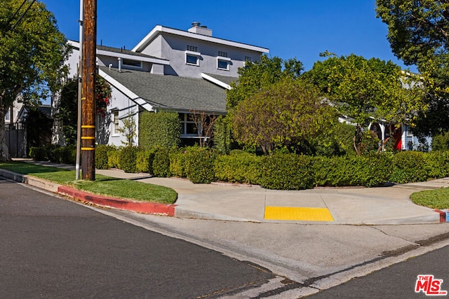 view of front of house