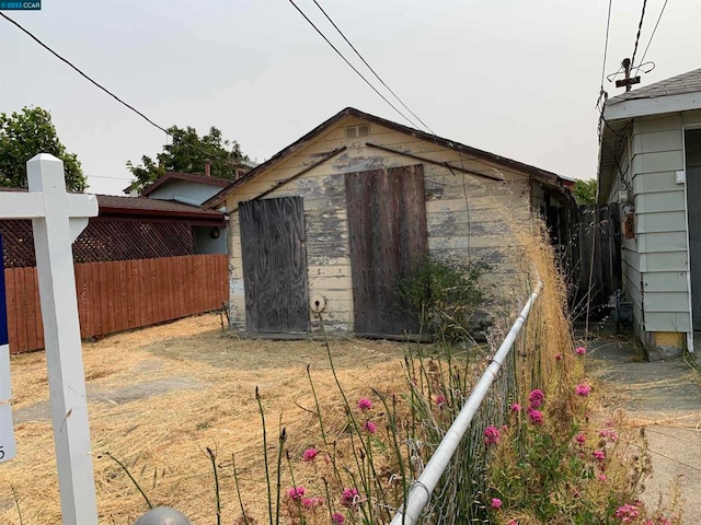 view of outbuilding