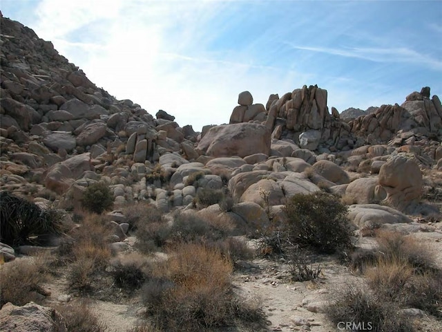 Listing photo 3 for 9 Stoney Crest Rd, Joshua Tree CA 92252