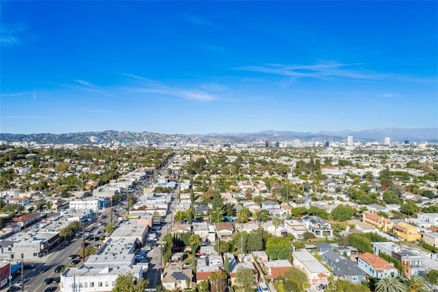 bird's eye view featuring a mountain view