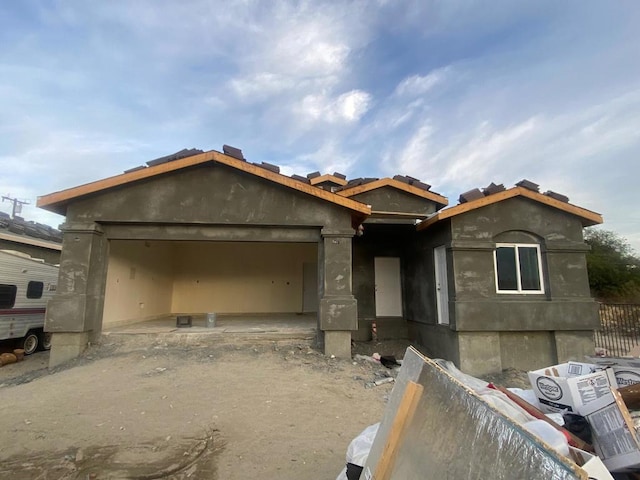 view of front of home featuring a garage