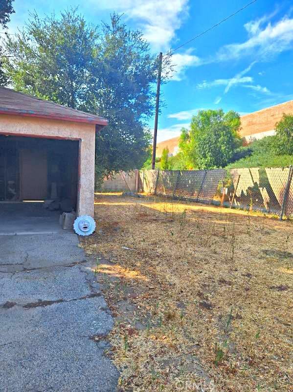 14655 Maclay St, San Fernando, CA 91345 - photo 30