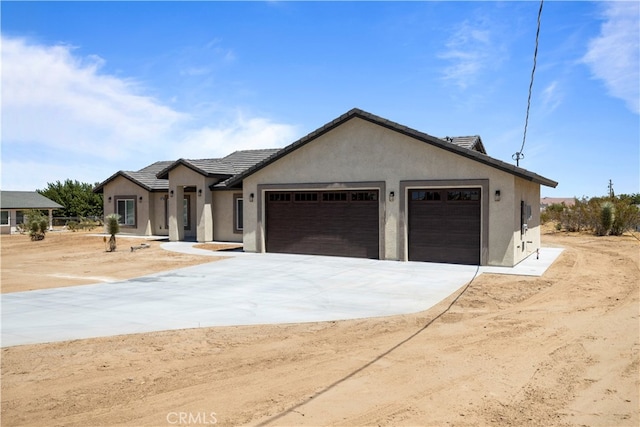 view of front facade featuring a garage