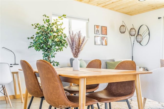 59149 Desert Gold Dr, Yucca Valley, CA 92284 - dining area featuring wooden ceiling