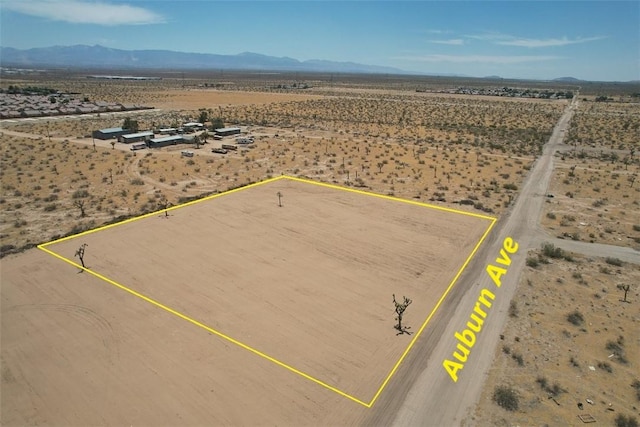 Listing photo 3 for 26 Auburn Ave, Adelanto CA 92301