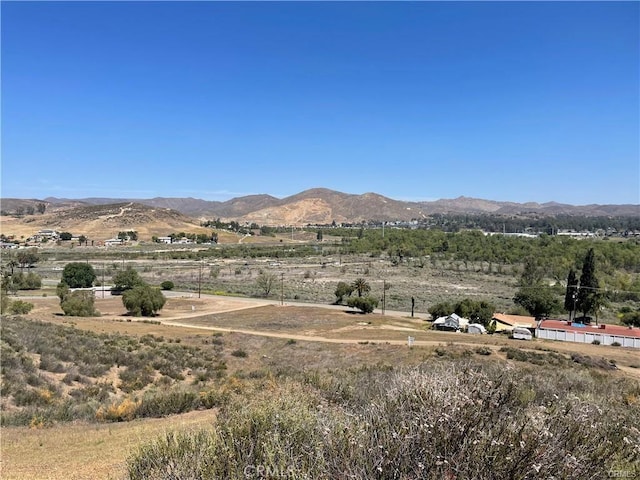 19 Bay Ave, Lake Elsinore, CA 92530 - photo 5