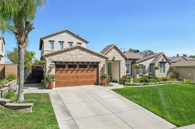 view of front of property with a front yard