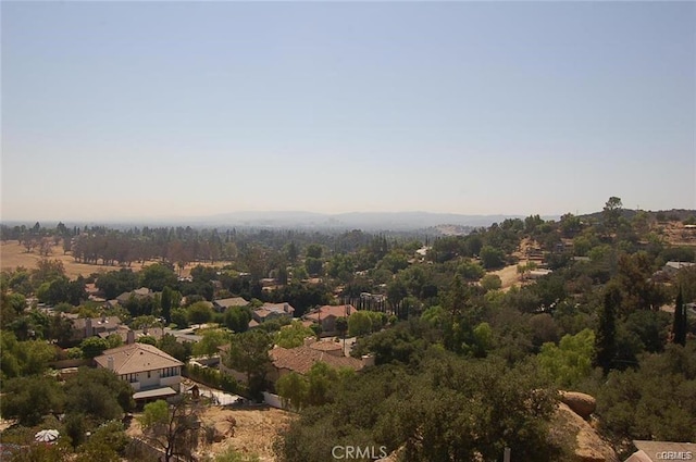 Listing photo 2 for 8584 Hillcroft Dr, West Hills CA 91304