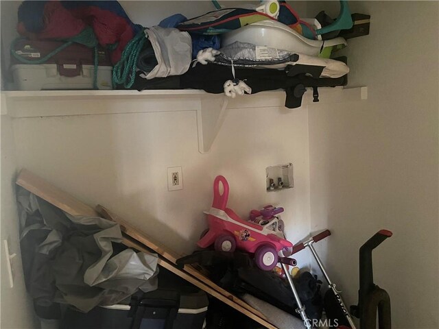 8420 S Broadway, Los Angeles, CA 90003 - photo 11