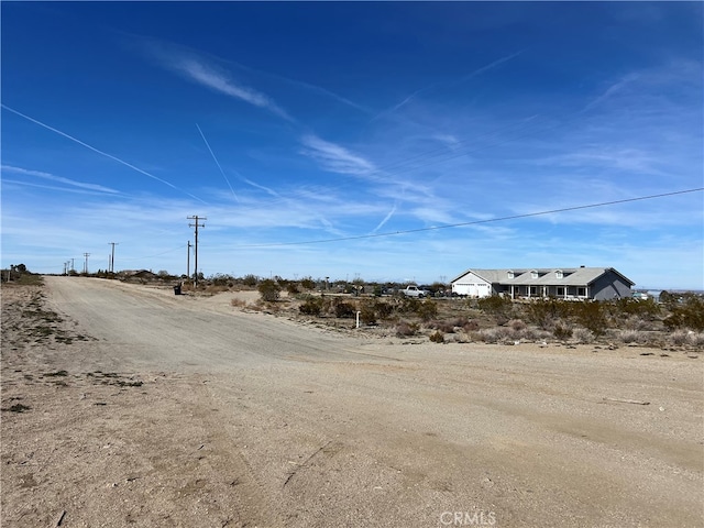 Listing photo 3 for 18 Palmdale, Phelan CA 92371