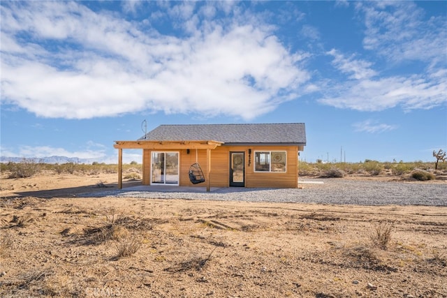 view of front of house