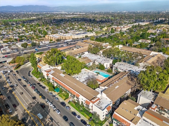 bird's eye view featuring a mountain view