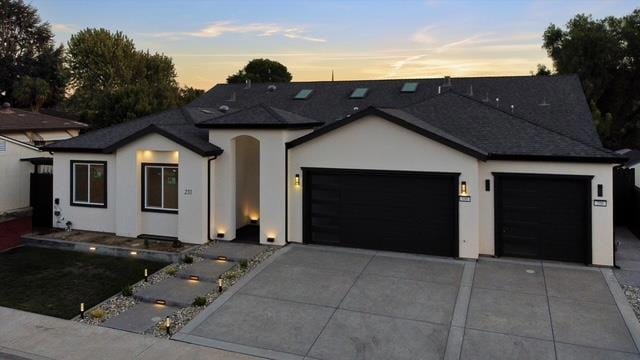 view of front of house featuring a garage