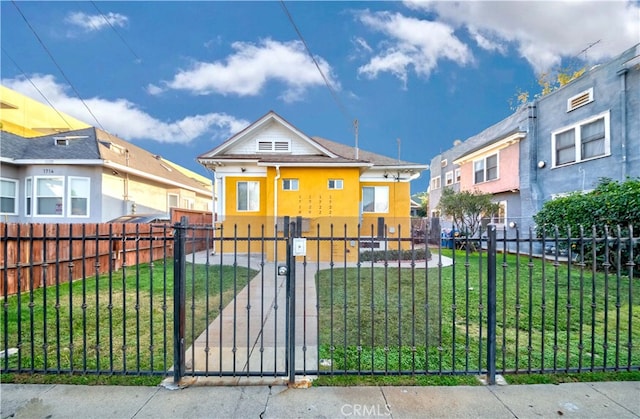 view of front of property with a front lawn