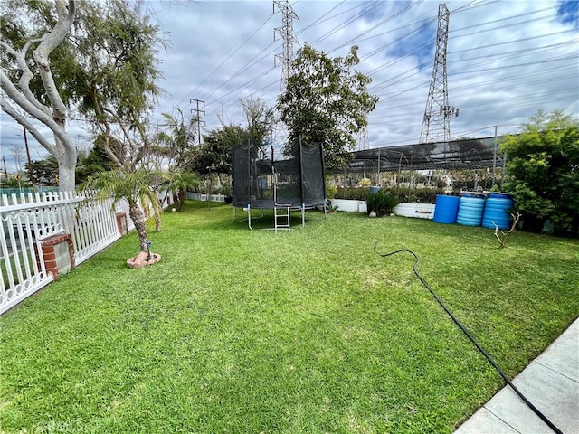 Listing photo 2 for 8310 Scout Ave, Bell Gardens CA 90201