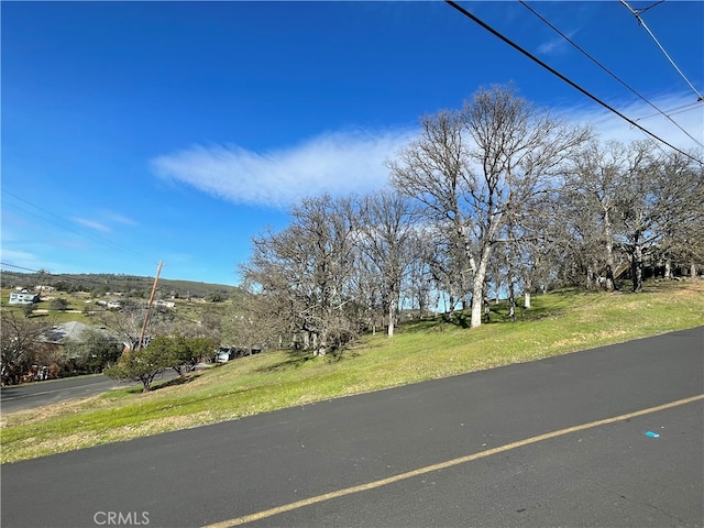 Listing photo 3 for 20883 Powder Horn Rd, Hidden Valley Lake CA 95467