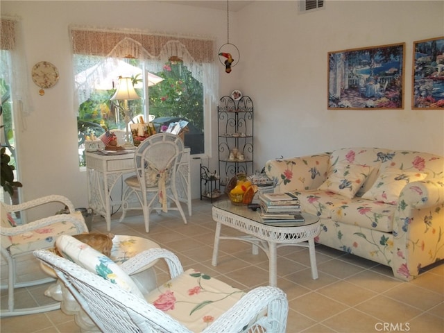 1647 Shire Ave, Oceanside, CA 92057 - view of tiled living room