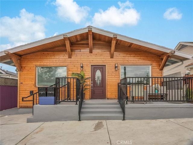 view of front of home featuring a patio area