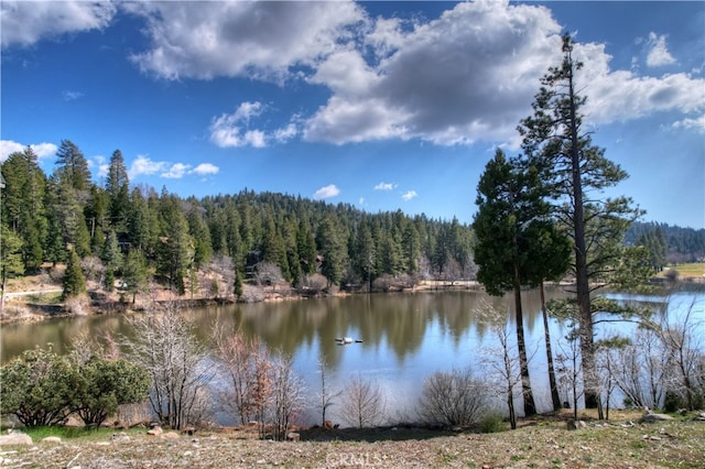 Listing photo 2 for 773 Brentwood Dr, Lake Arrowhead CA 92352