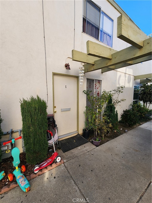 view of property entrance