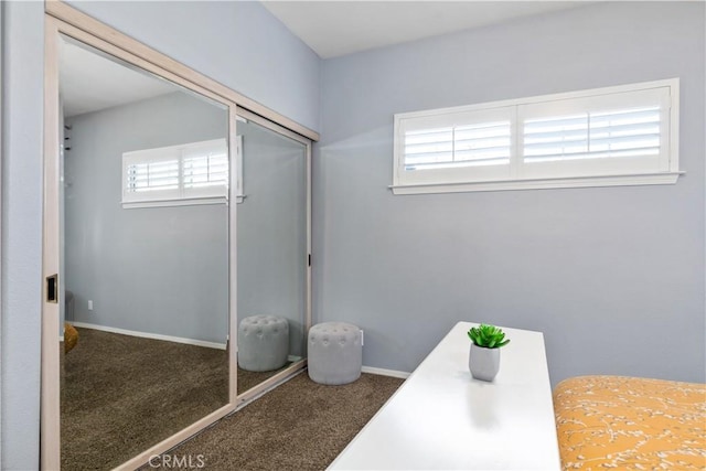 bathroom featuring plenty of natural light