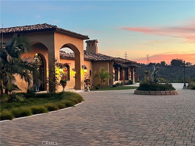 view of mediterranean / spanish-style house