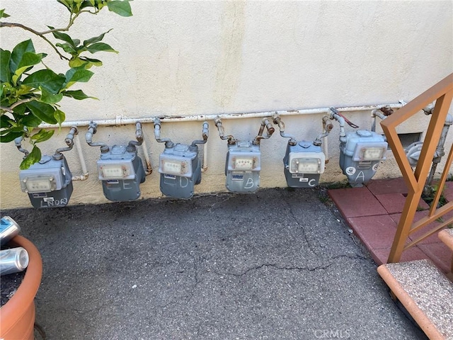 1201 W Verdugo Ave, Burbank, CA 91506 - exterior details with stucco siding and gas meter