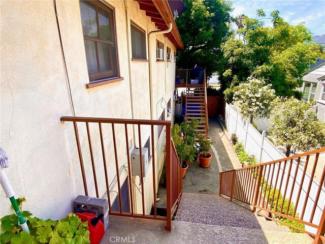 1201 W Verdugo Ave, Burbank, CA 91506 - exterior space