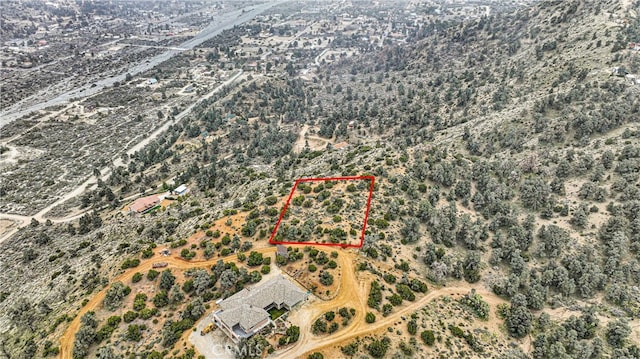 Listing photo 3 for 4 Oak Springs Valley Dr, Pinon Hills CA 92372