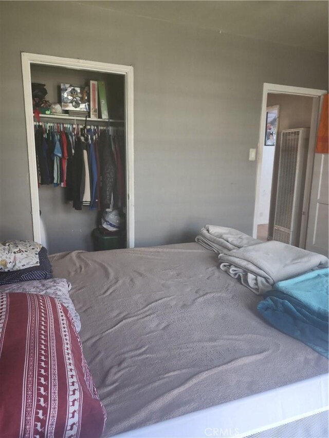 bedroom featuring a closet