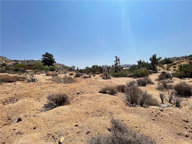 Listing photo 3 for 55740 Desert Gold Dr, Yucca Valley CA 92284