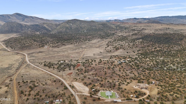 Listing photo 3 for 1 Burns Way, Tehachapi CA 93561