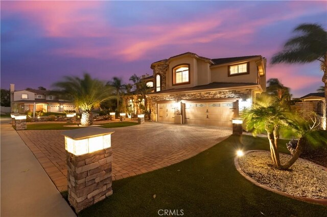 view of front of house featuring a garage