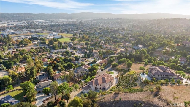 bird's eye view with a mountain view