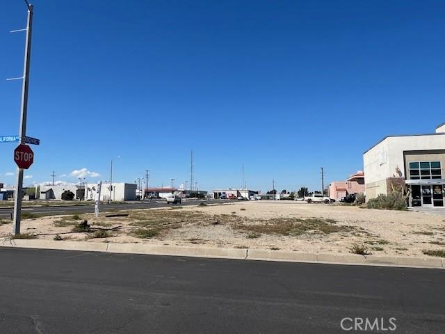 Listing photo 2 for 0 California Ave, Victorville CA 92392