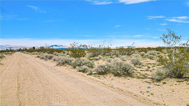 Listing photo 3 for 0 Lincoln Rd, Lucerne Valley CA 92356