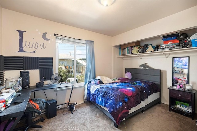 bedroom with carpet flooring