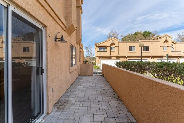 18840 Vista Del Canon Unit A, Newhall, CA 91321 - view of balcony