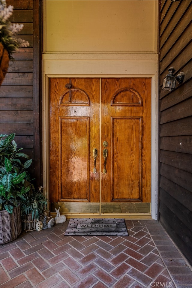 view of entrance to property