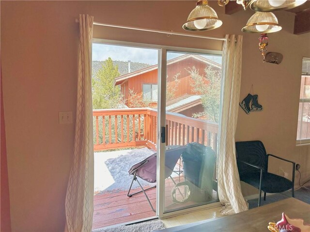 2005 Zermatt Dr, Pine Mountain Club, CA 93222 - view of entryway