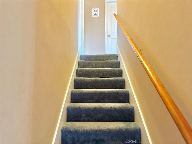 2005 Zermatt Dr, Pine Mountain Club, CA 93222 - view of stairs