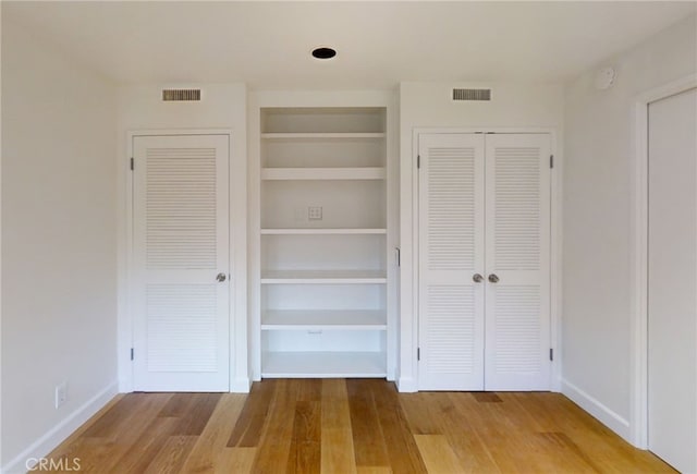 closet with visible vents