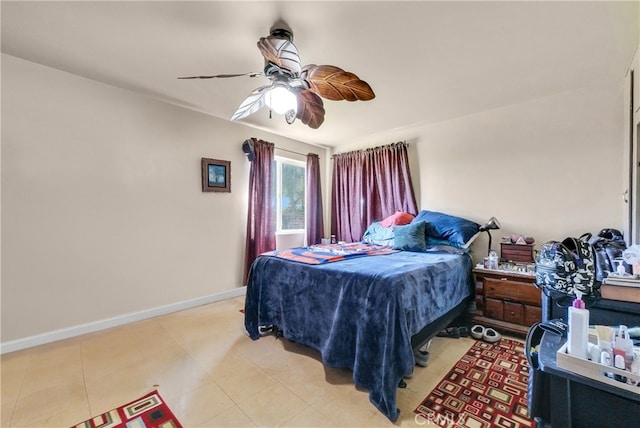 bedroom featuring ceiling fan