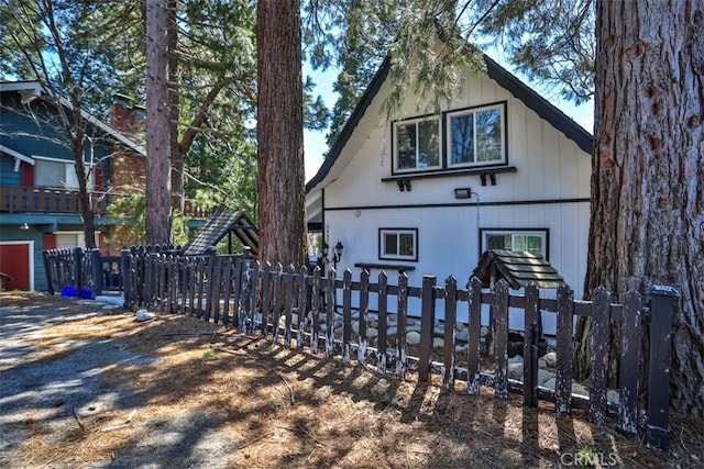 24833 Matterhorn Ct, Crestline, CA 92325 - photo 3