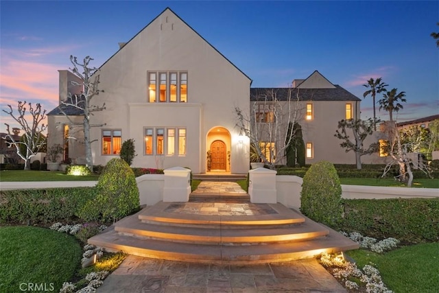 view of front of property with stucco siding