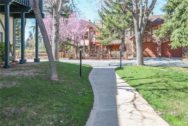 39802 Lakeview Dr Unit 12, Big Bear Lake, CA 92315 - view of community featuring a yard