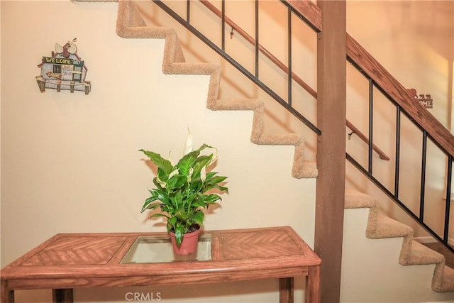 39802 Lakeview Dr Unit 12, Big Bear Lake, CA 92315 - view of staircase