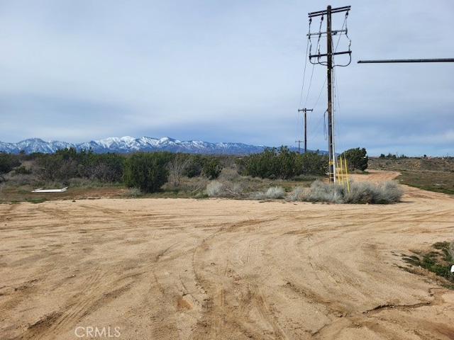 Listing photo 2 for 0 Caliente Rd, Hesperia CA 92344