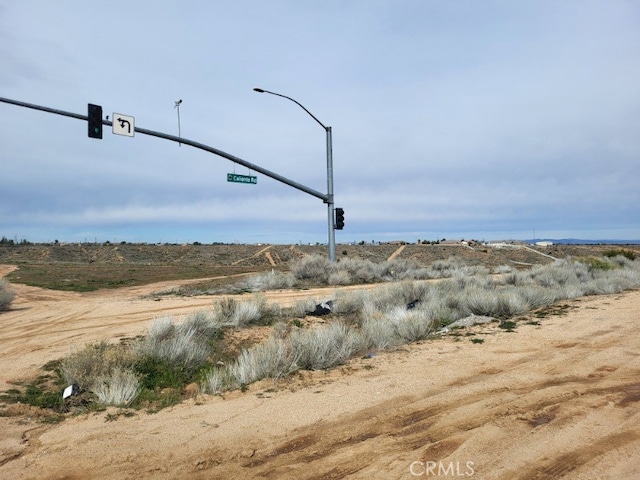 Listing photo 3 for 0 Caliente Rd, Hesperia CA 92344