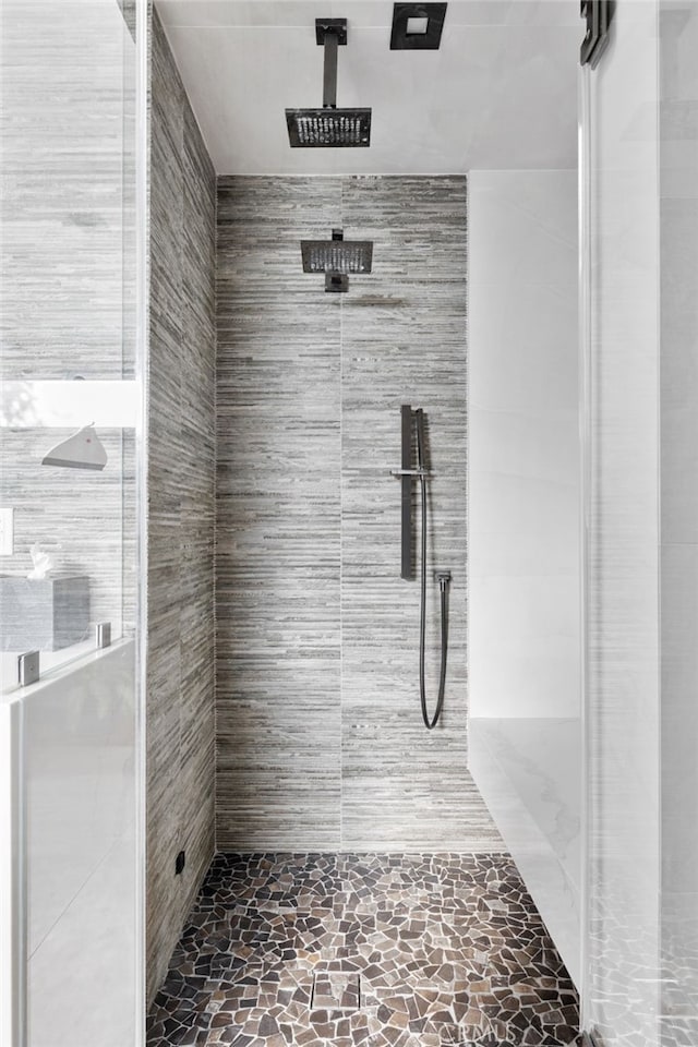 44 Sea Cove Dr, Rancho Palos Verdes, CA 90275 - full bath with a shower stall and stone finish flooring